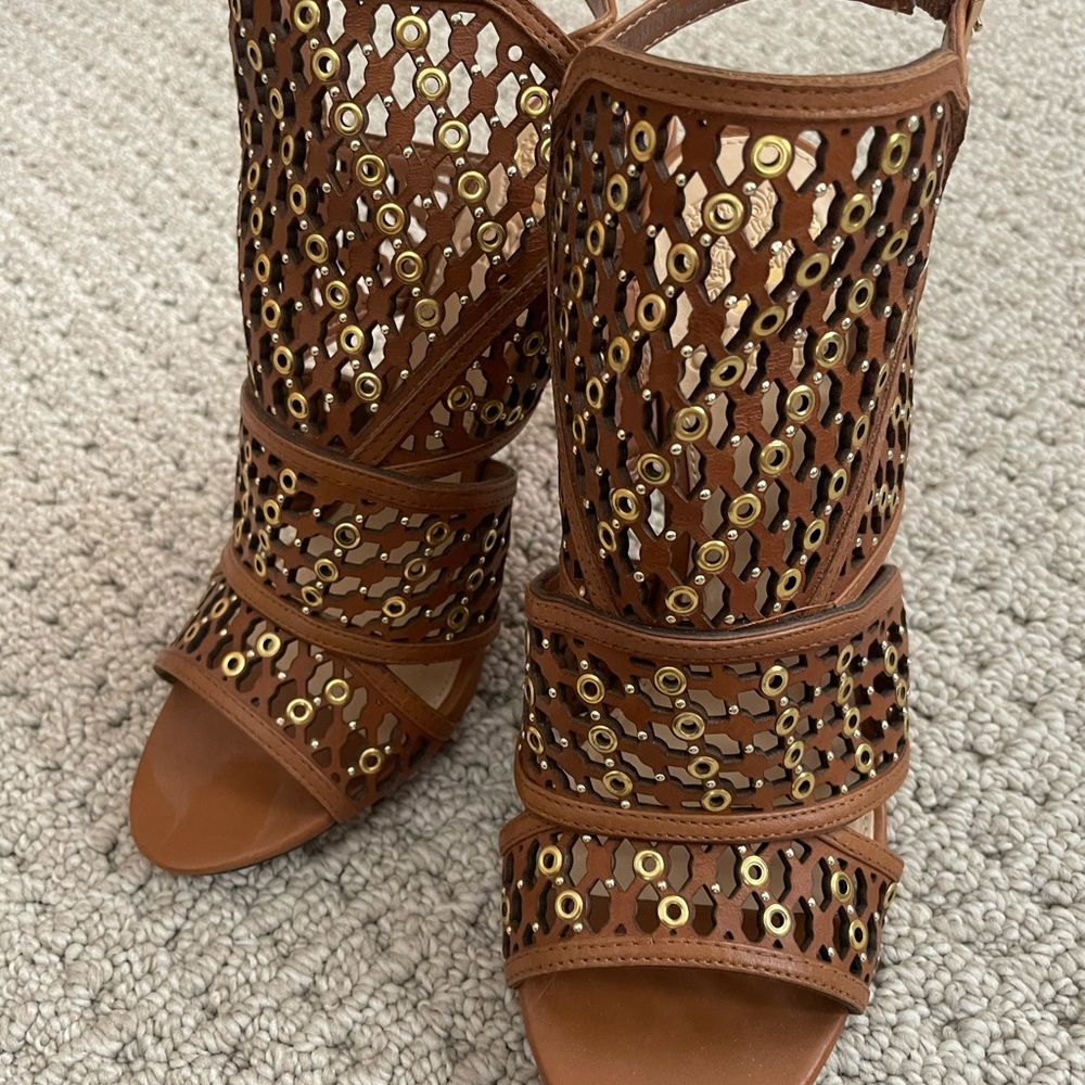 New! Vince Camuto brass grommet detail heels